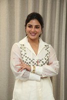 Samyuktha Menon Nari Nari Naduma Murari Interview